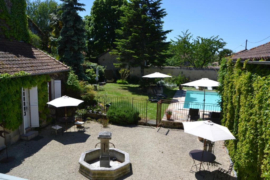 Bed and Breakfast La Baguenaude Марсьяк Экстерьер фото